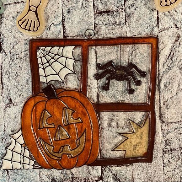 Halloween Suncatchers Set of 8 Assorted Sizes Holiday Decor - Picture 4 of 8